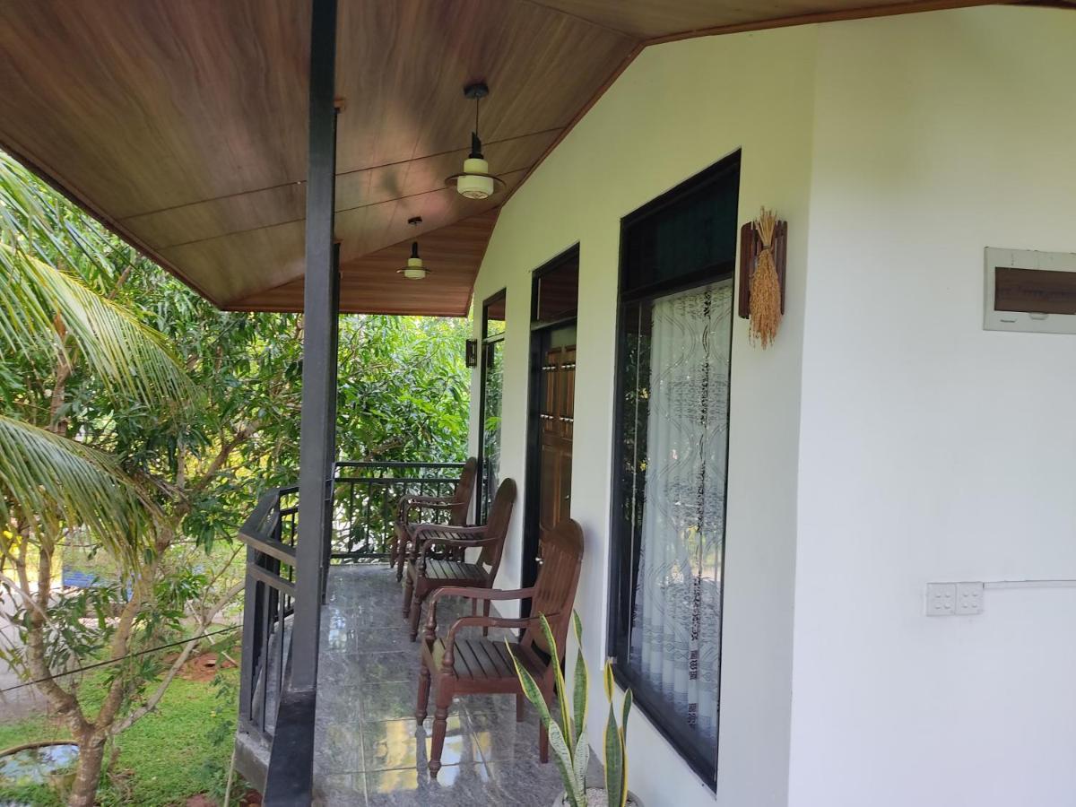 Village Mango Resort Yala 蒂瑟默哈拉默 外观 照片