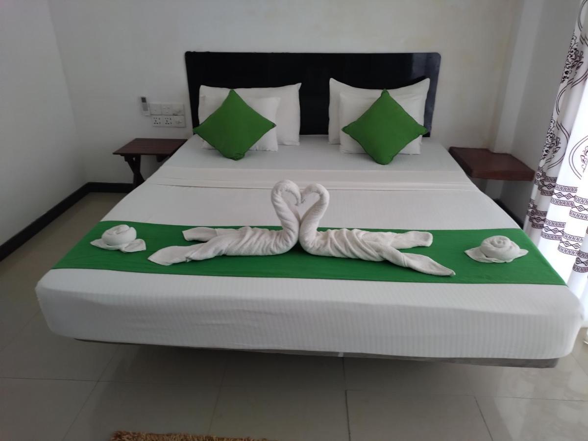 Village Mango Resort Yala 蒂瑟默哈拉默 外观 照片